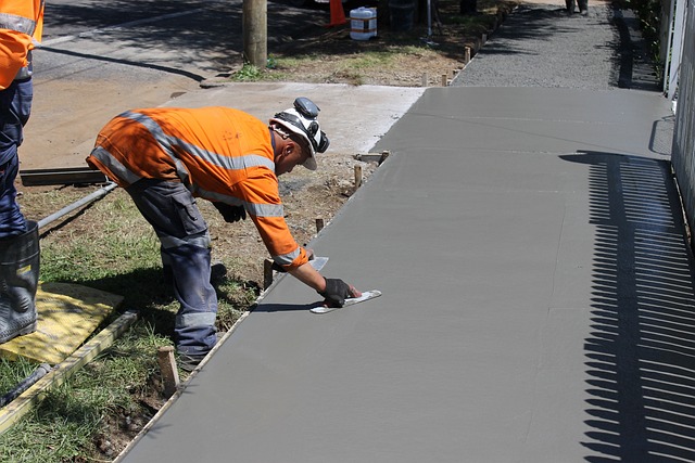 concrete-paver-block-640x480-74996549.jpeg