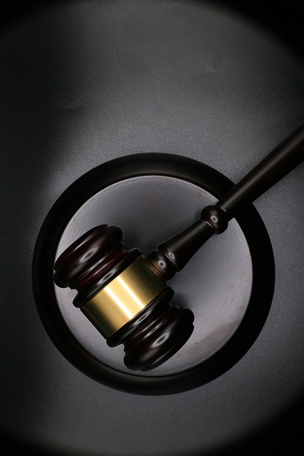 lawyer-640x480-33745515.jpeg