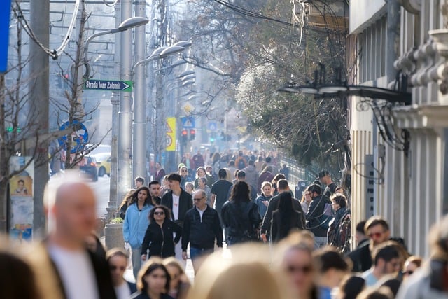 sidewalk-640x480-27128404.jpeg