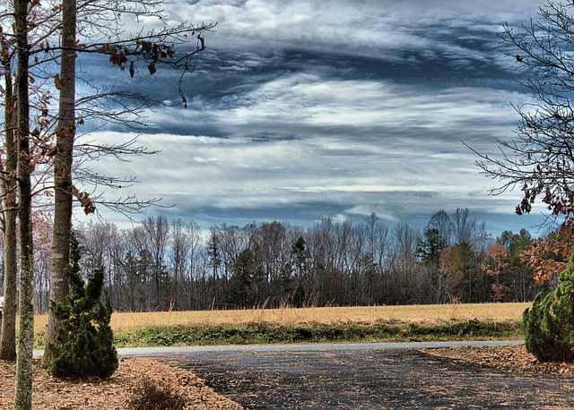 driveway-640x480-21456397.jpeg