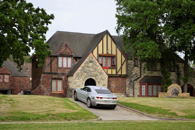 driveway-640x480-8896477.jpeg
