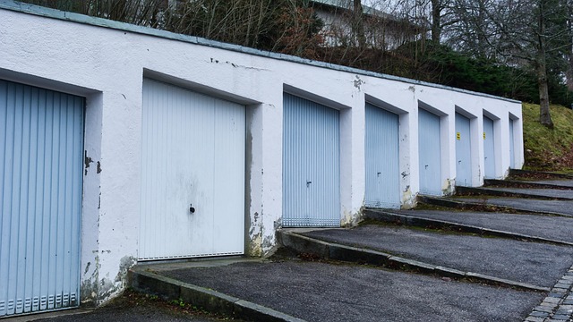 garage-floor-640x480-8326682.jpeg