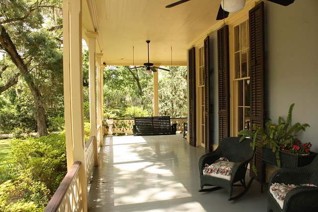 landscaping-640x480-46173985.jpeg
