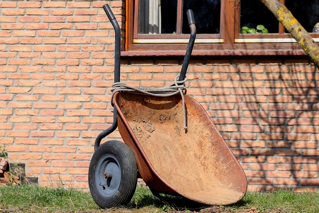 landscaping-640x480-9734290.jpeg
