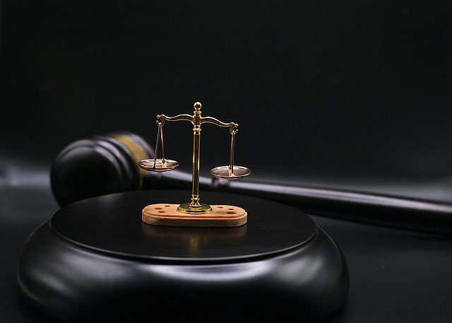 lawyer-640x480-86932761.jpeg