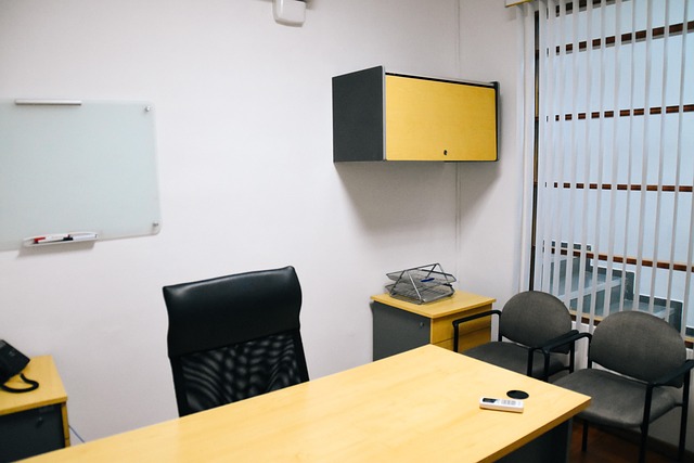 lawyer-640x480-88106222.jpeg