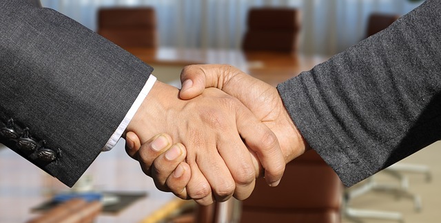 negotiation-640x480-13435366.jpeg