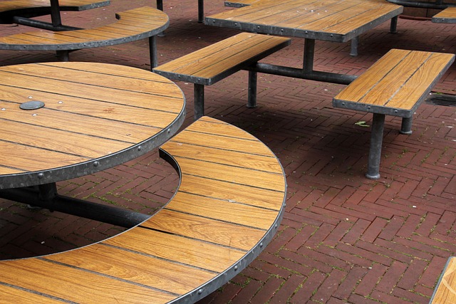 patio-640x480-24396773.jpeg