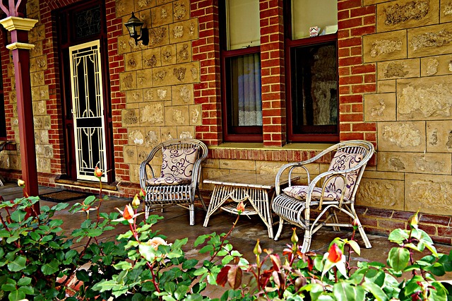 patio-640x480-39299941.jpeg