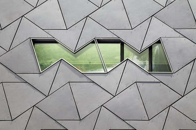 retaining-wall-640x480-28610670.jpeg