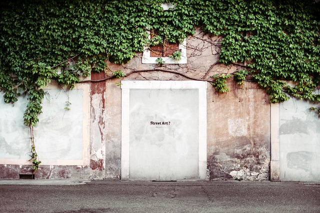 sidewalk-640x480-50249264.jpeg