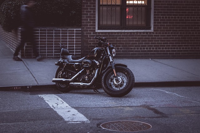 sidewalk-640x480-58557383.jpeg