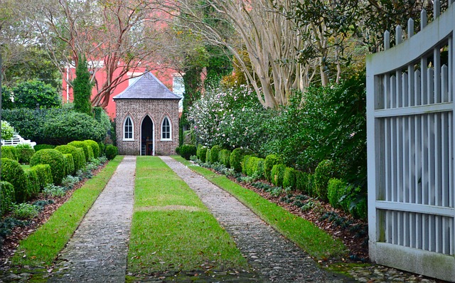 landscaping-640x480-20222324.jpeg