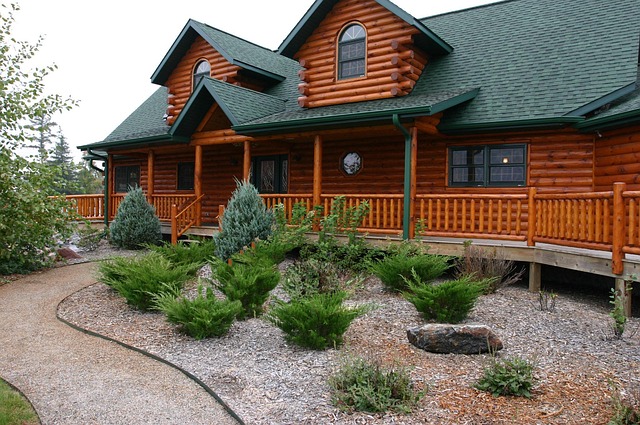 landscaping-640x480-30729625.jpeg