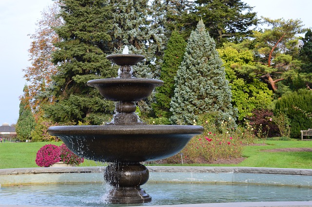 landscaping-640x480-72953300.jpeg