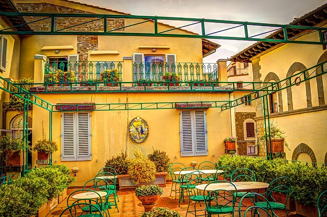 patio-640x480-87704938.jpeg