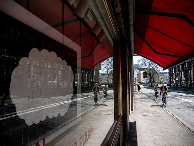 sidewalk