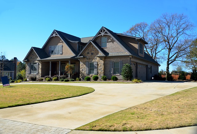 Sealing & Coating Your Keller, TX Concrete Driveway: Trusted Experts Guide