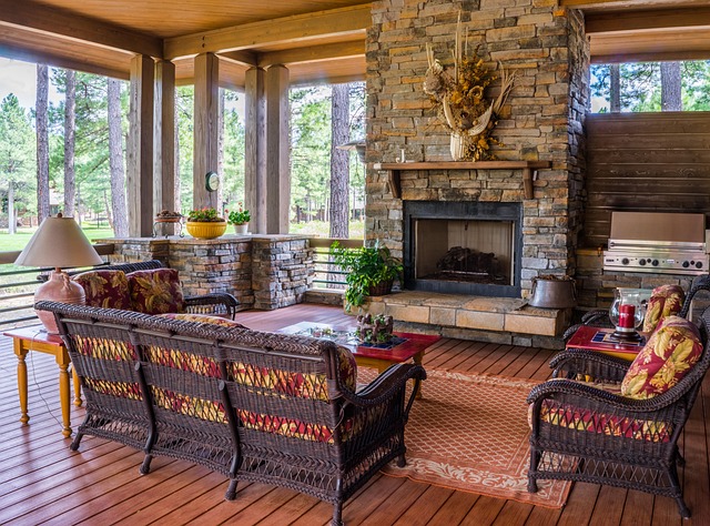 patio-640x480-73201900.jpeg