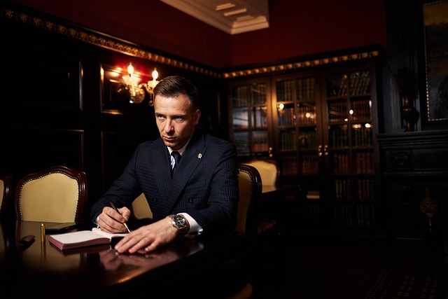 lawyer-640x480-97845019.jpeg