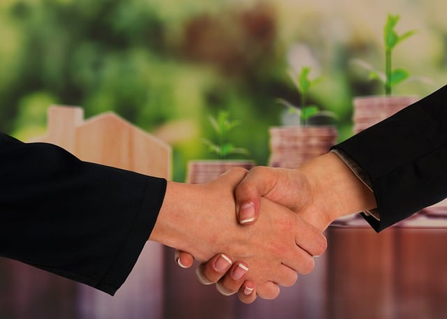 negotiation-640x480-12550632.jpeg