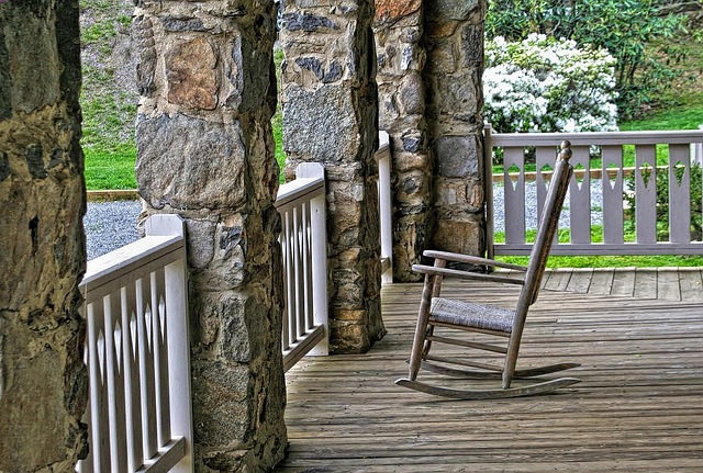 patio-640x480-3253347.jpeg