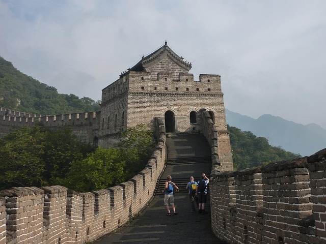 retaining-wall-640x480-27507338.jpeg