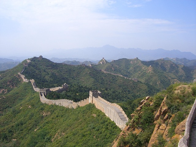 retaining-wall-640x480-51846351.jpeg