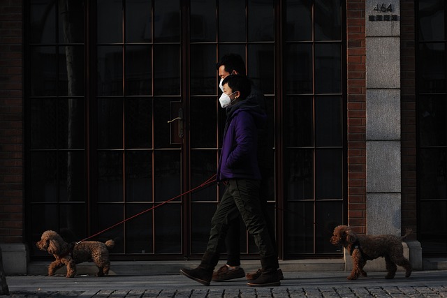 sidewalk-640x480-58265261.jpeg