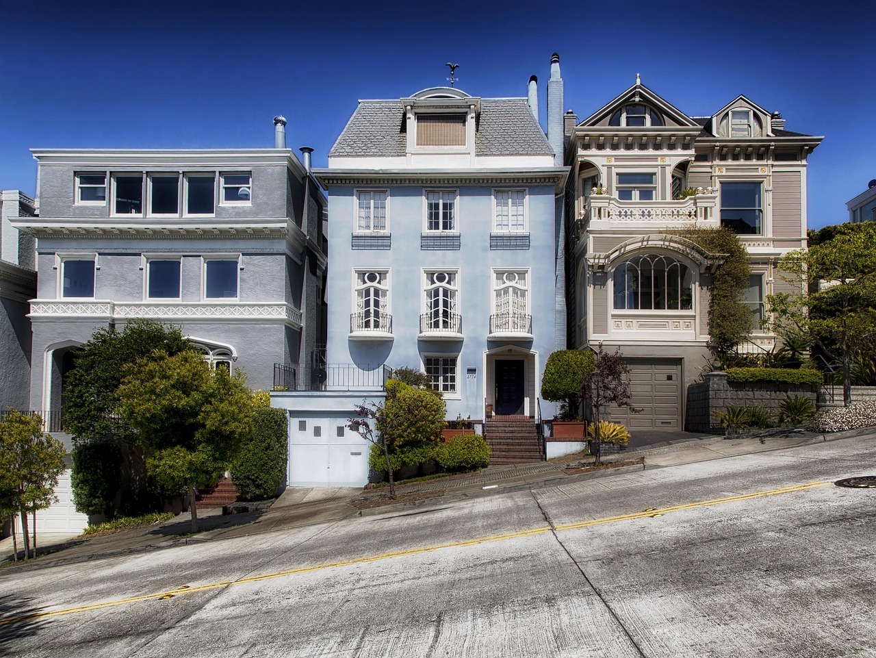 Dividing Kansas Property: How a Probate Lawyer Helps in Divorce